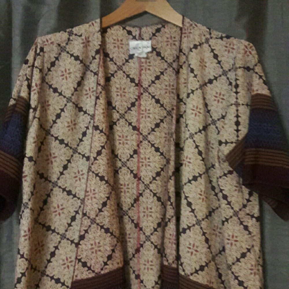Light weight cardigan floral