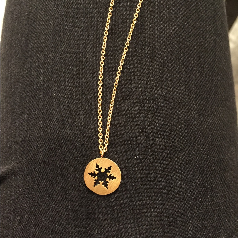 Snowflake necklace