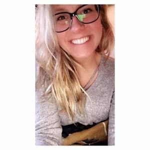 Meet your Posher, Olivia