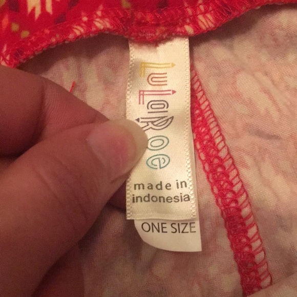 Lularoe OS Leggings Red Arrows - Picture 3 of 3