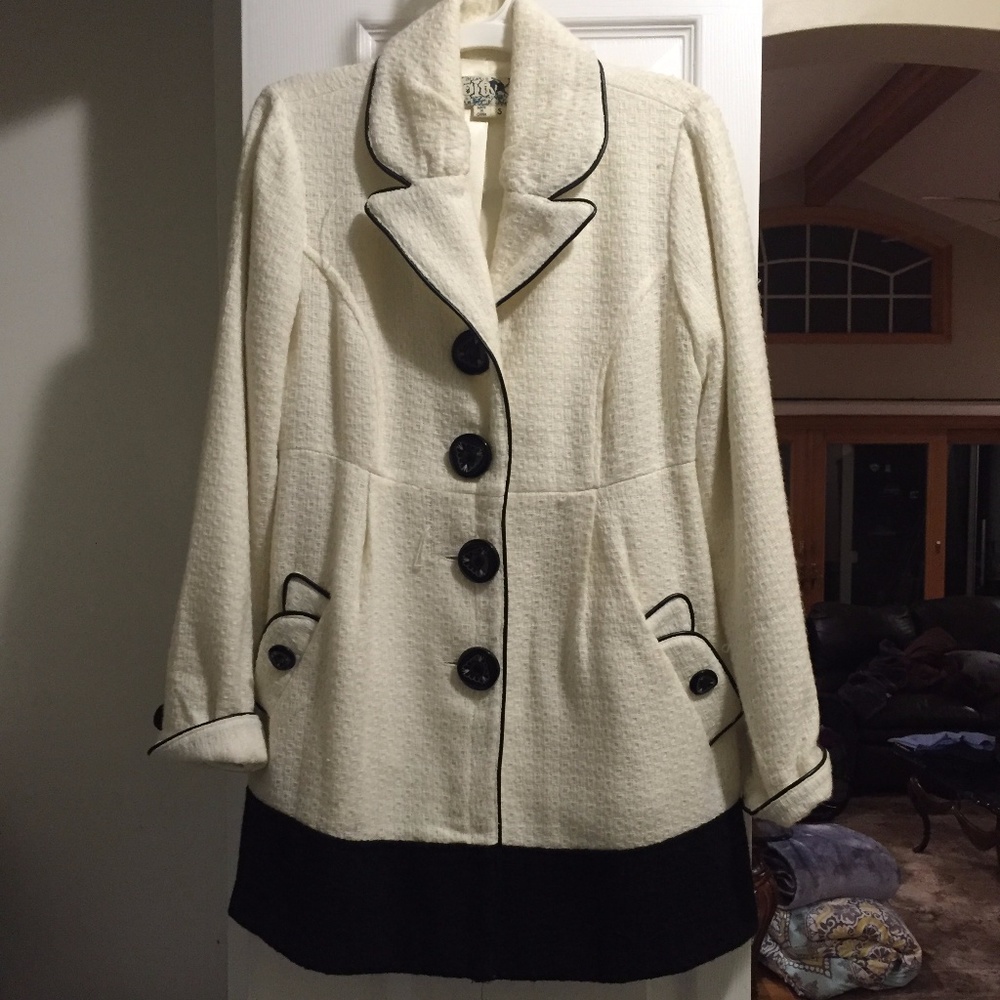 Classic White Pea-Coat