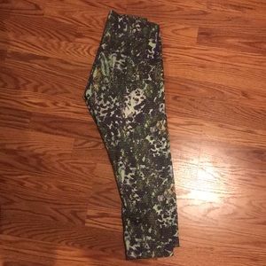 High waisted printed wonder under Lululemon