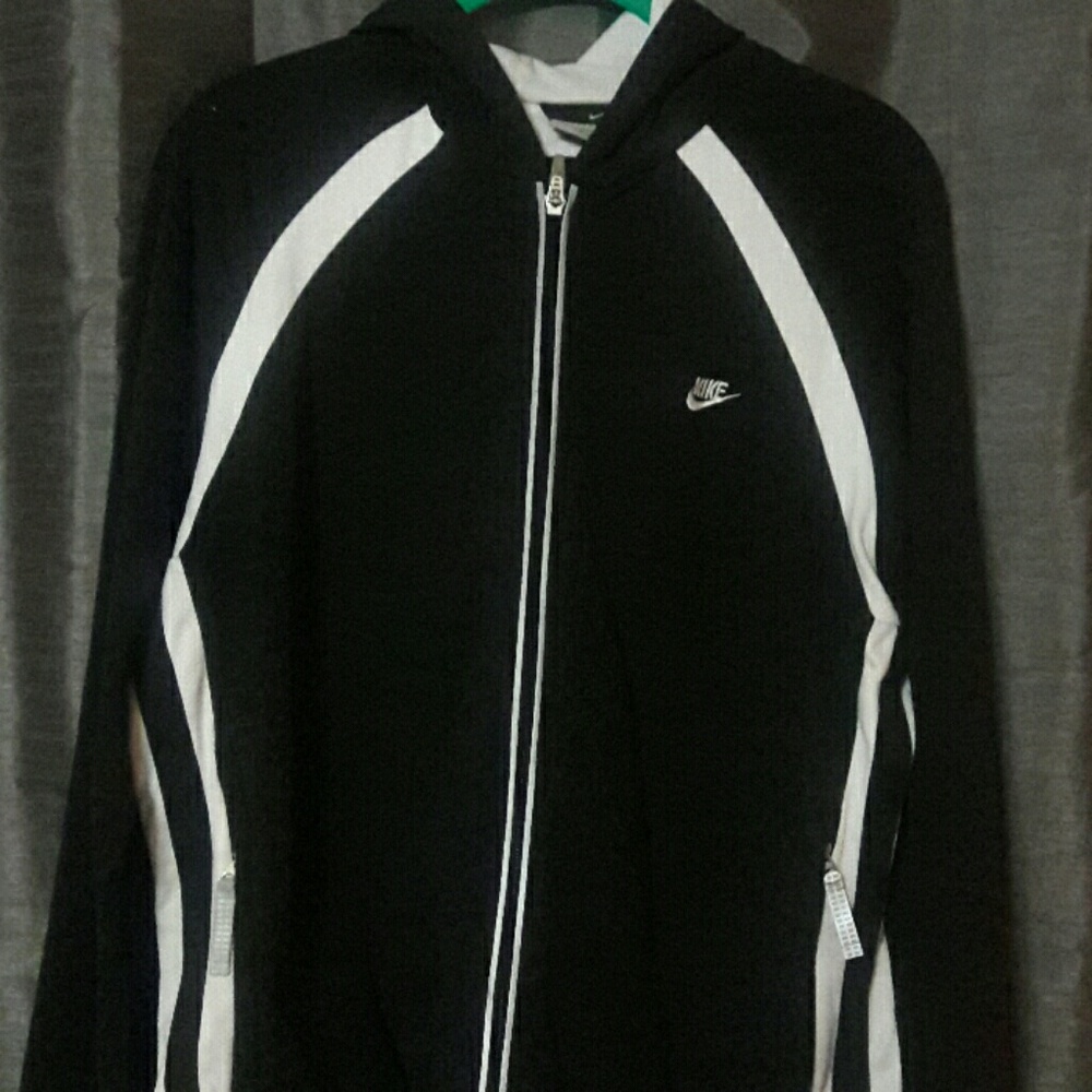 Nike sweatshirt