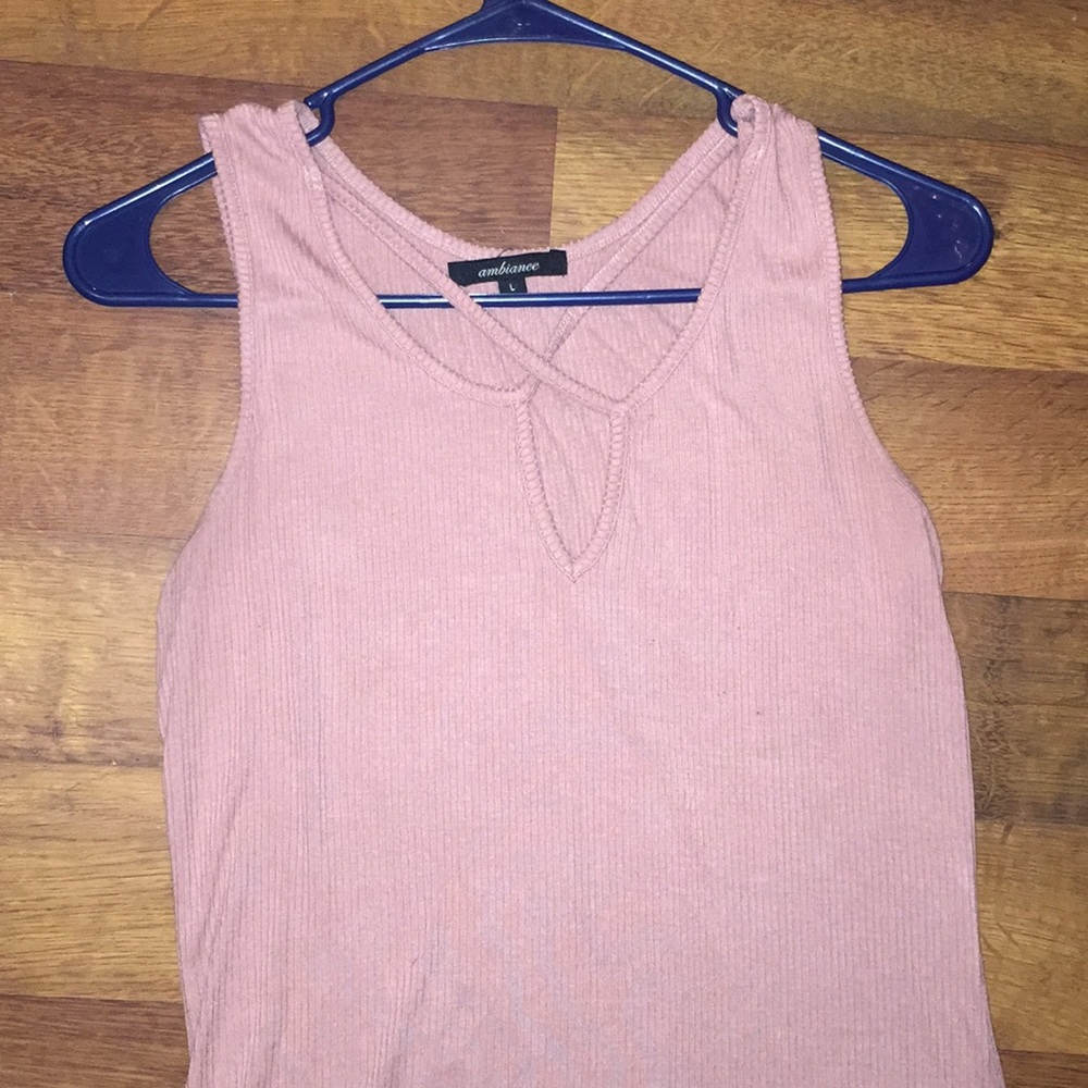 Cute cris cross tank