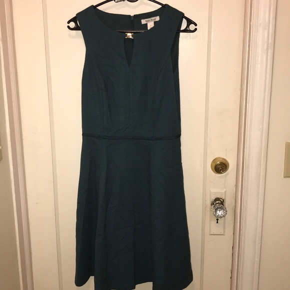 🛑WHITE HOUSE BLACK MARKET DRESS🛑 - Picture 1 of 3