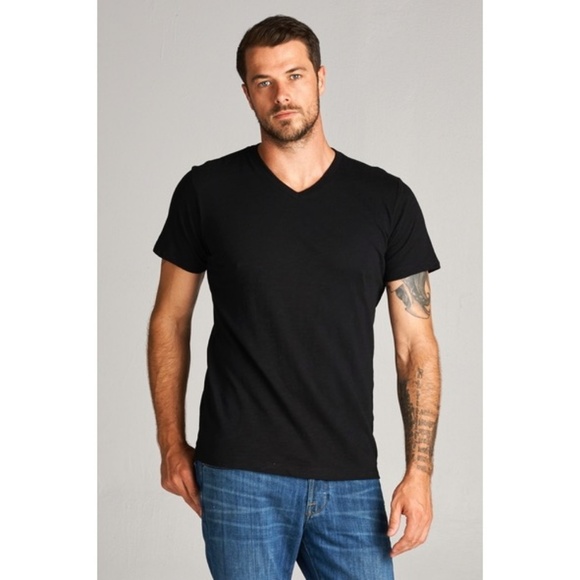 Bundle of Men's Basic V-Neck Shirts - Picture 5 of 7