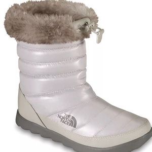 The north face thermoball bootie size 6