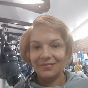 Meet your Posher, Agnes