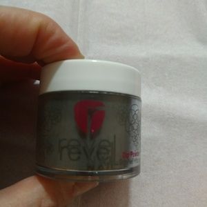 Revel nail dip powder Courtney