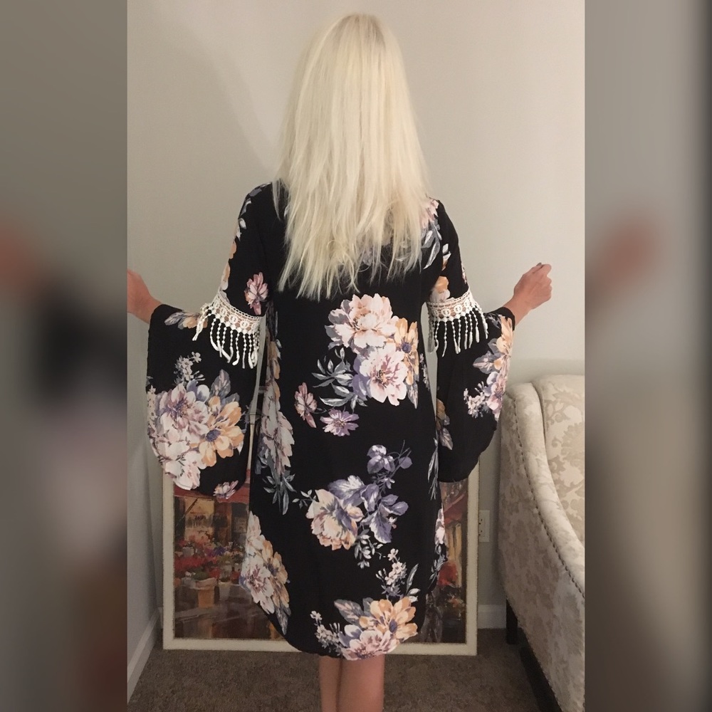 LAST 1!! 💕Hi lo bell sleeve cross front dress! - Picture 3 of 3