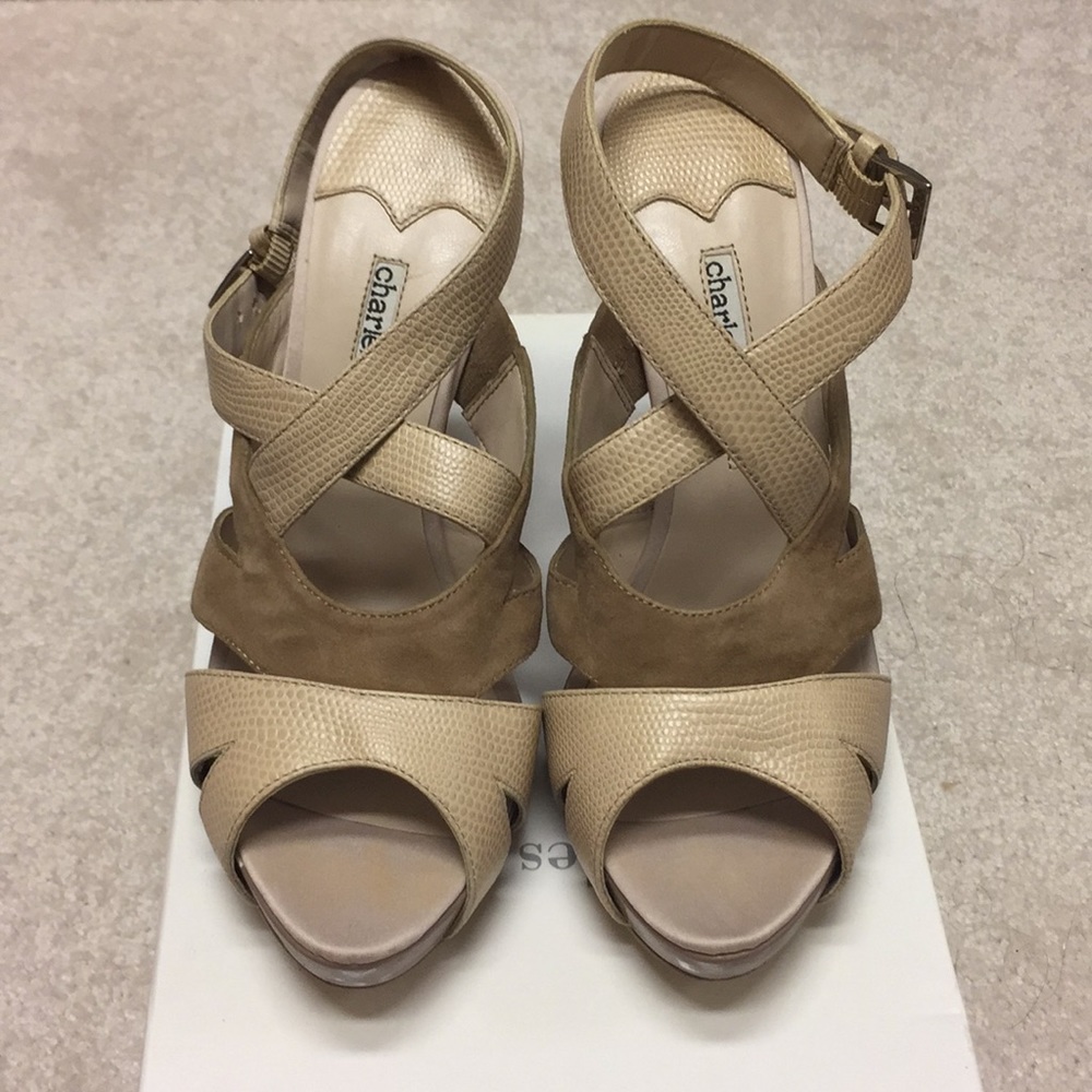 Charles David Taupe Leather Heels