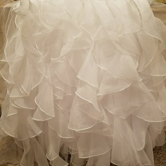 DAVIDS BRIDAL-Organza Mermaid Ruffled Wedding Gown