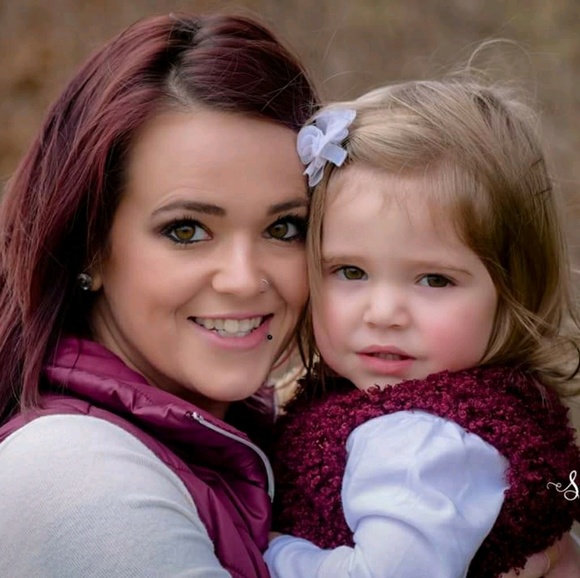 Meet your Posher, Amanda - Picture 1 of 1