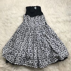The children’s place 6x/7 black and white dress