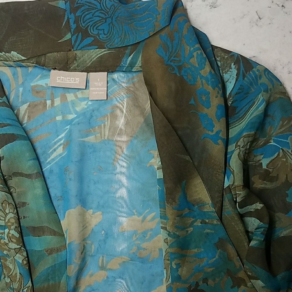 Chicos open front blouse, size medium.