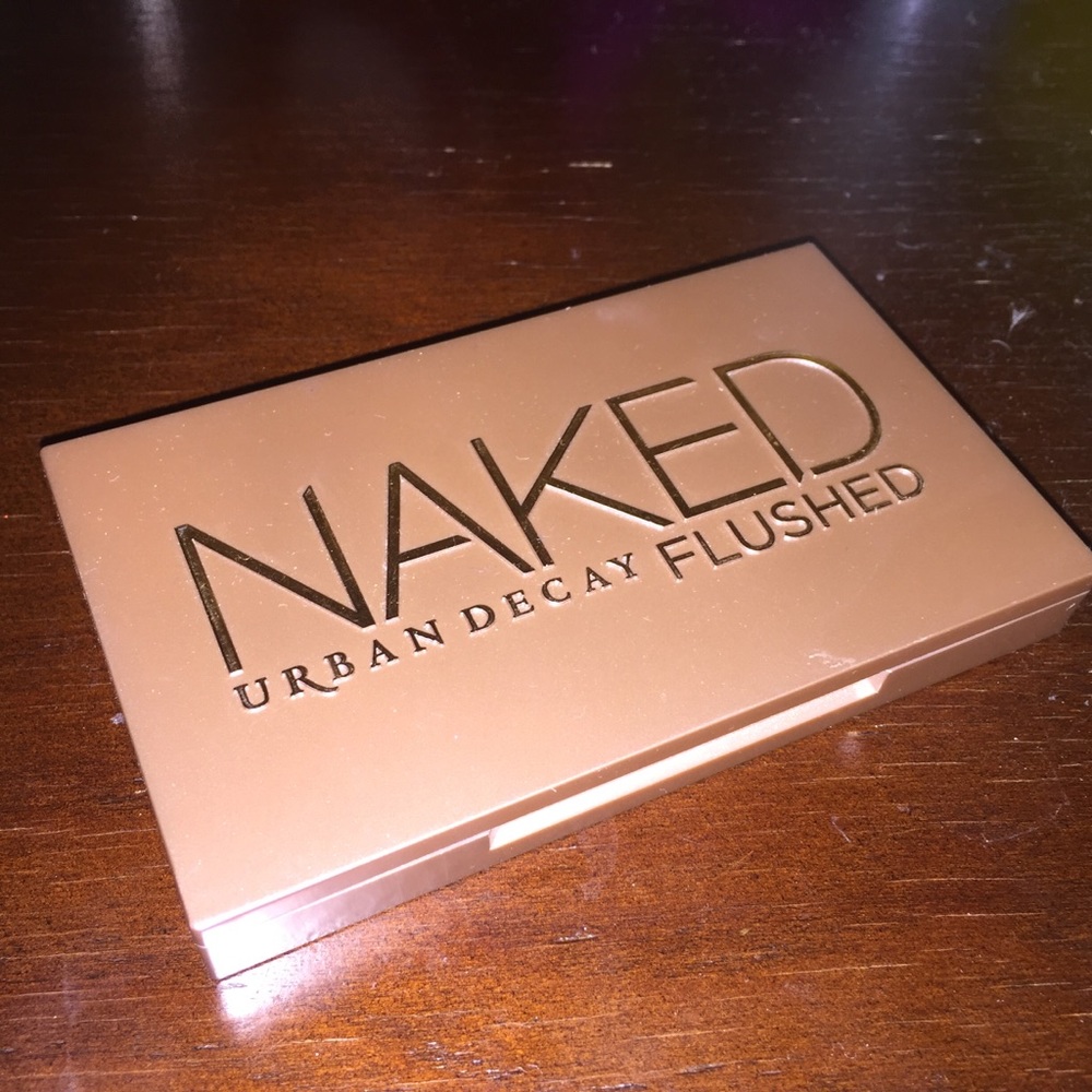 Urban Decay Naked Flushed