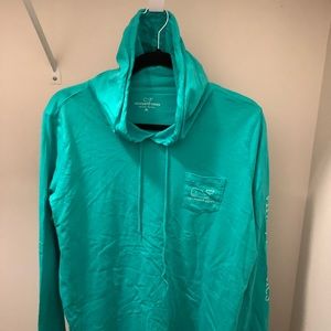 Vineyard Vines Hoodie.
