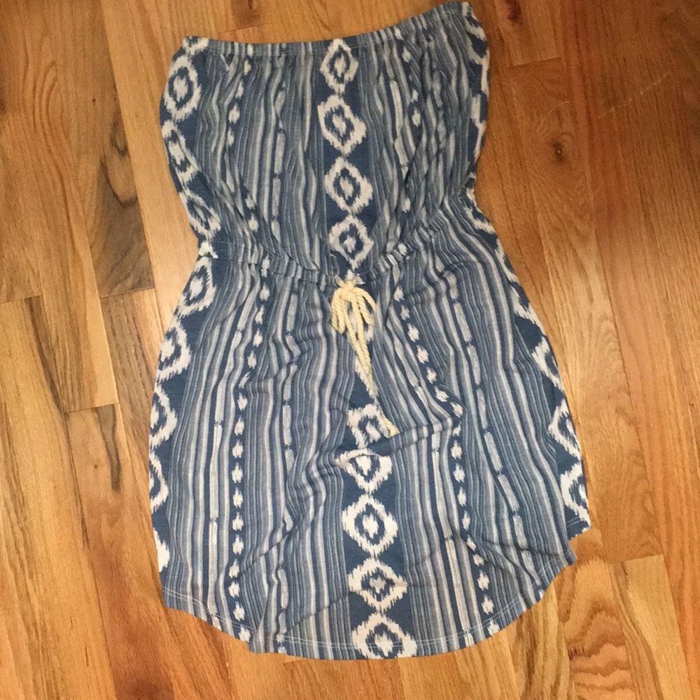Lagaci strapless flowy dress