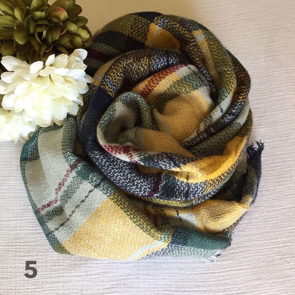 Plaid Blanket Scarf - Picture 5 of 6