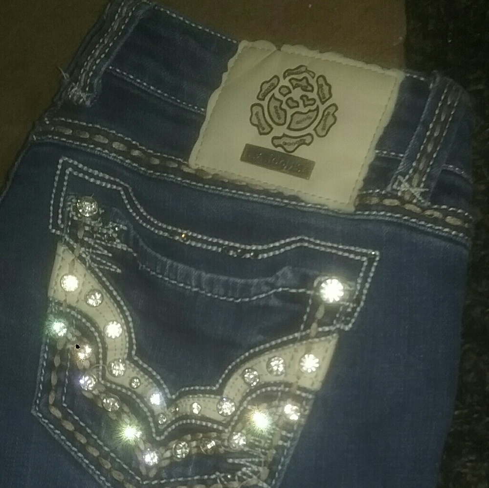 LA idol jeans