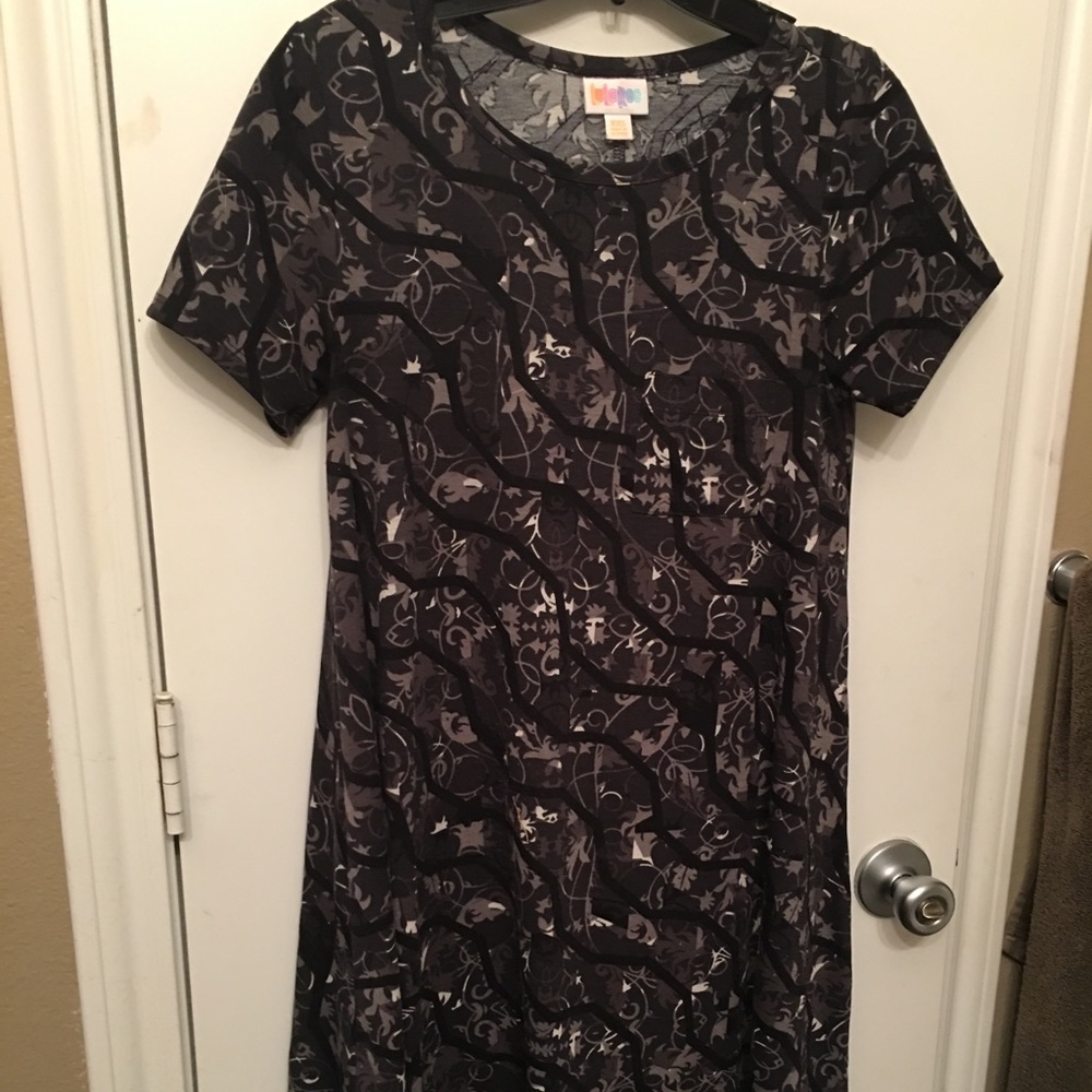 Lularoe Carly