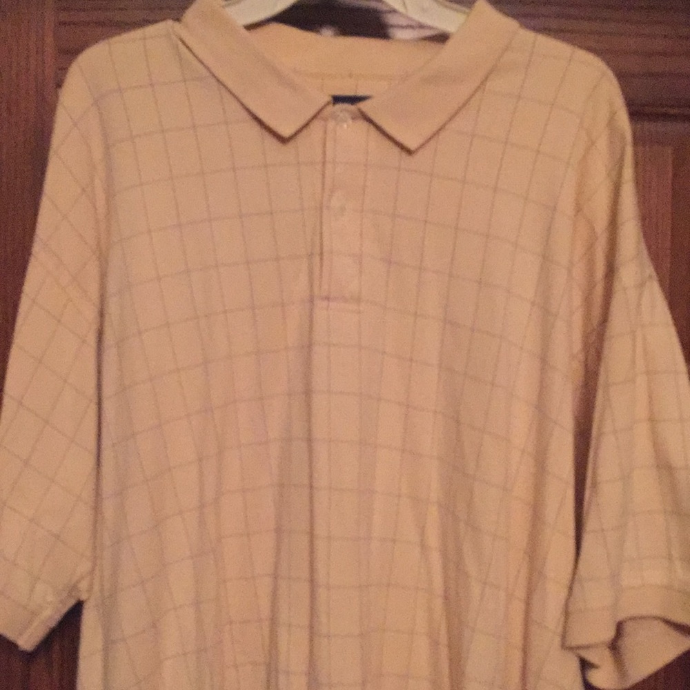 Men’s yellow izod polo. Non smoking Home.