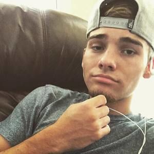 Meet your Posher, Bryce