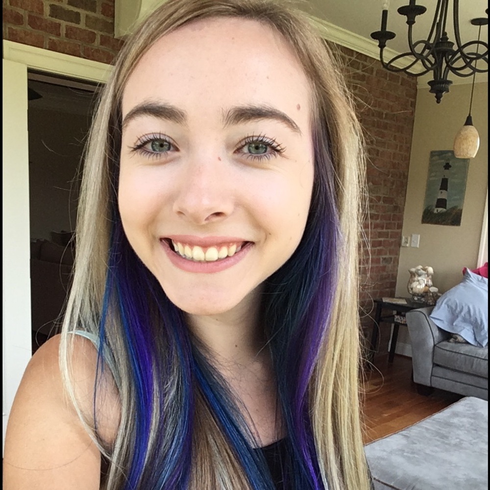 Meet your Posher, Abby
