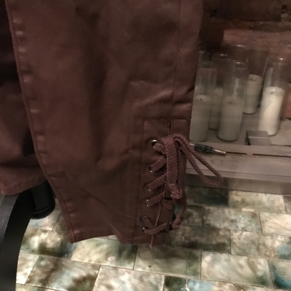 Pants - Picture 4 of 6