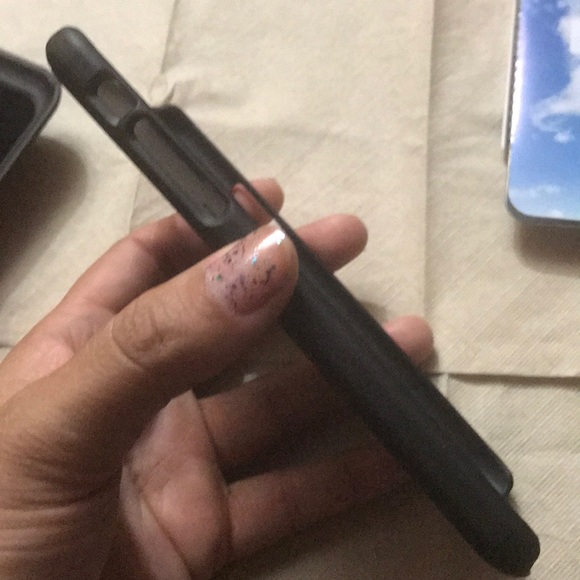 iPhone X and iPhone XS Case - Picture 3 of 6