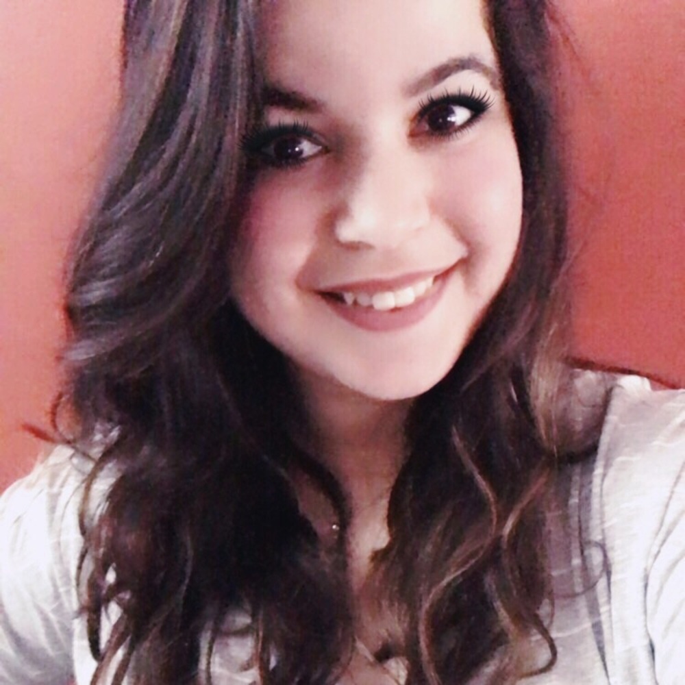 Meet your Posher, Laura