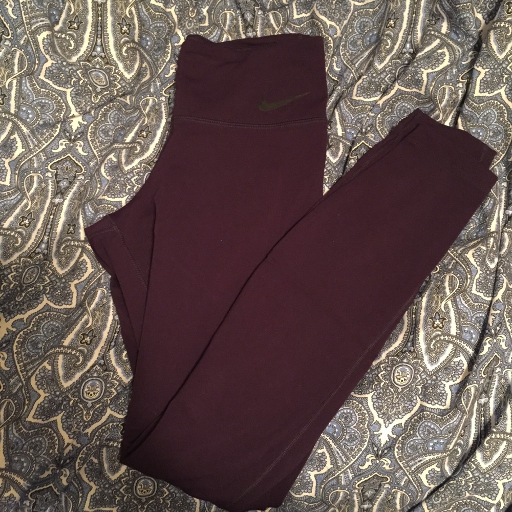 Nike high rise legendary tights