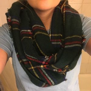 Old Navy plaid blanket scarf