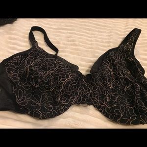 Gorgeous black bra! Brand new without tags