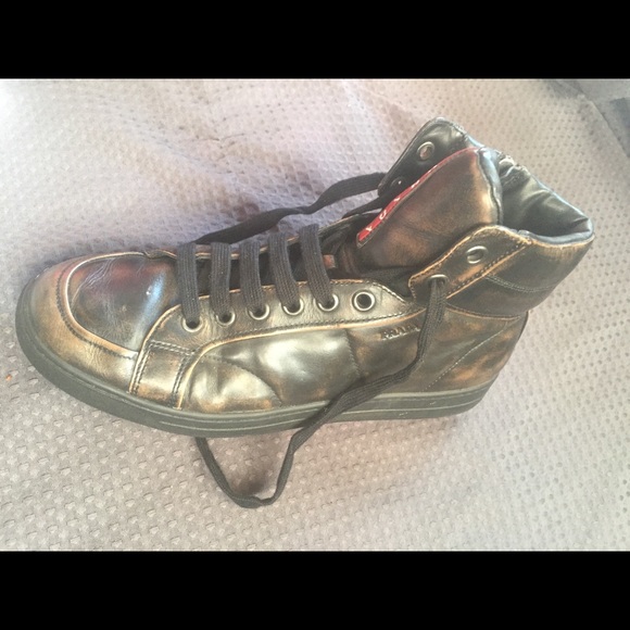 Prada men's worn leather hi top sneakers - Picture 4 of 5