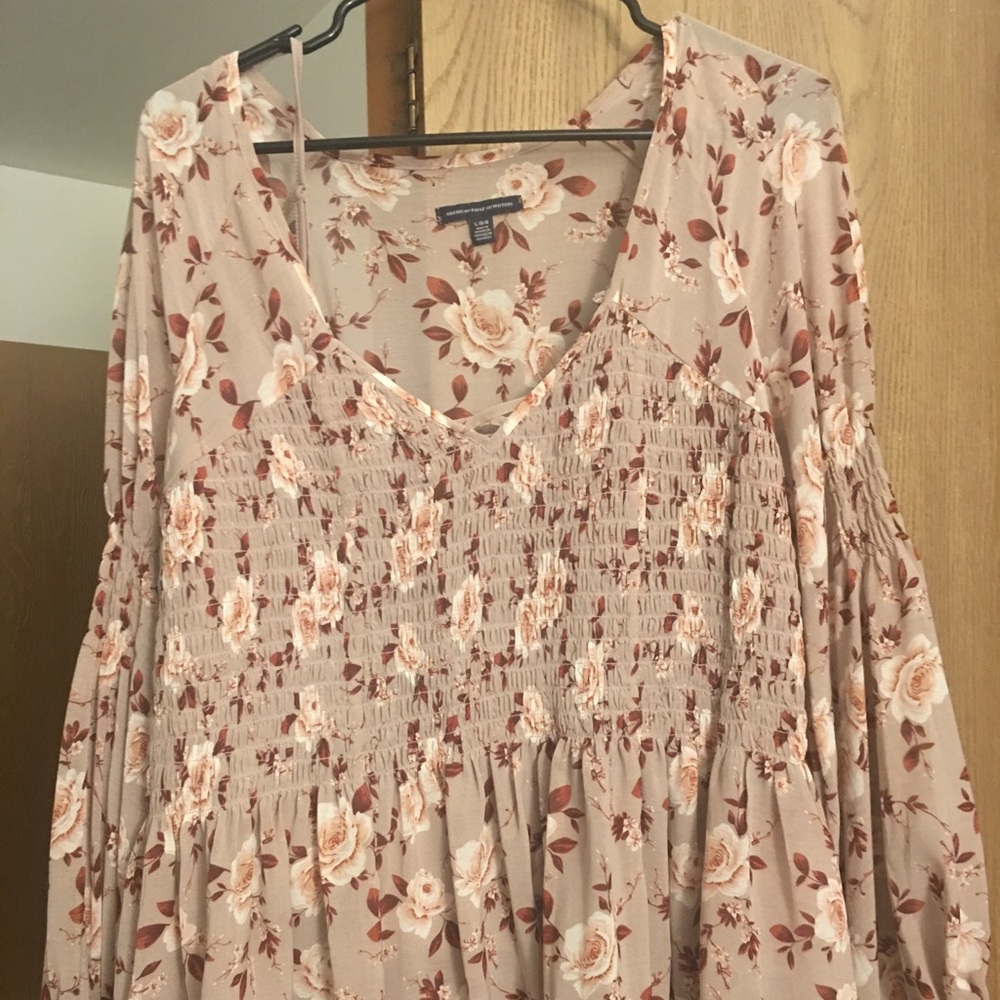 AEO floral blouse