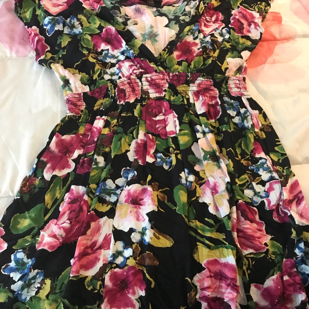 Forever 21 large big flower summer dress