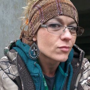 Meet your Posher, Monica