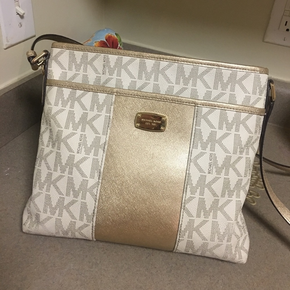 Rare Micheal Kors crossbody