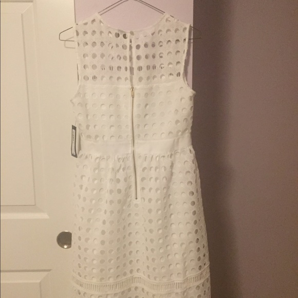 Brand new dress - Picture 2 of 4