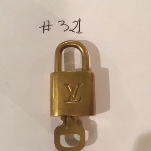Authentic LV Lock and Key #321
