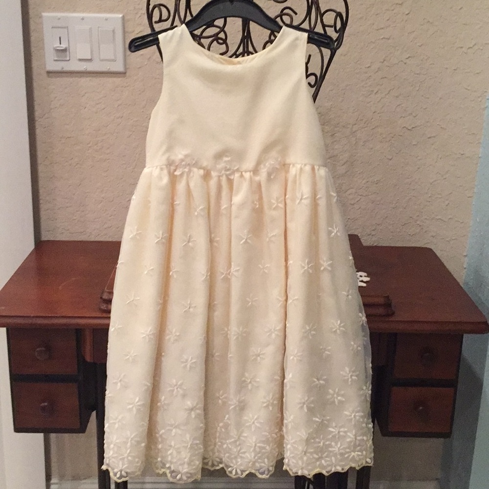 🎉HOST PICK🎉 Girl's party dress.
