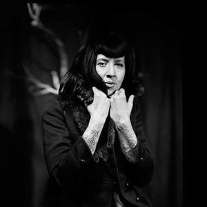 Meet your Posher, Laura