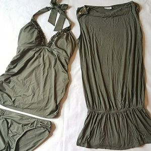 Maternity bathing suit set