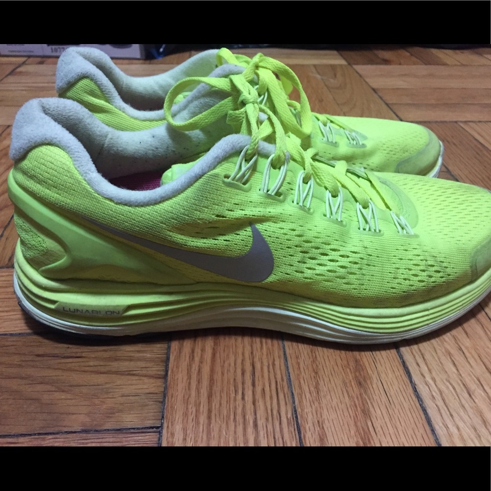 Neon Nike lunarlons