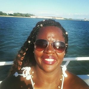 Meet your Posher, Shaquawn