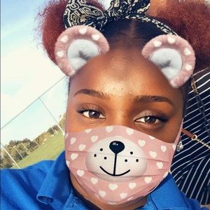 Meet your Posher, Takeya