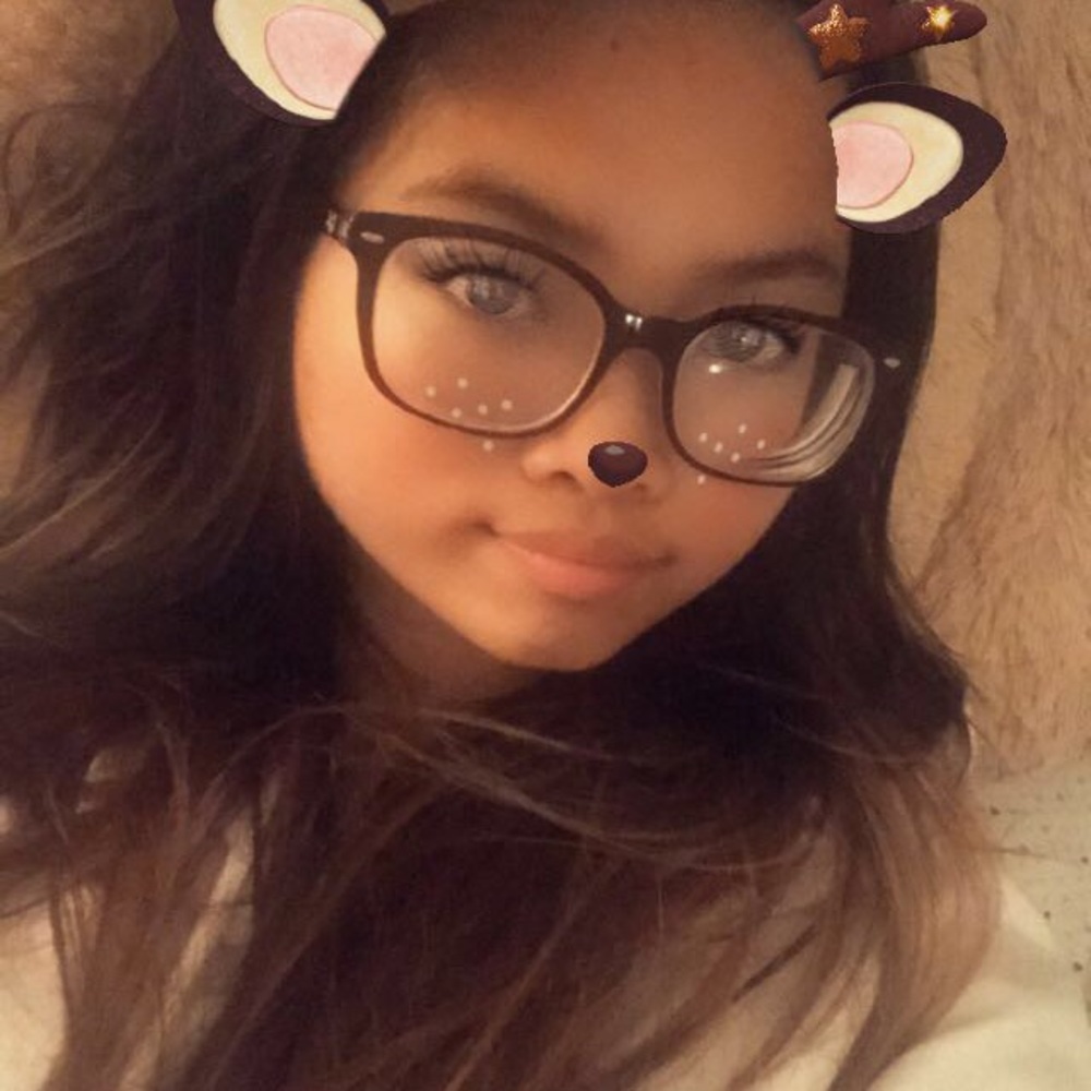 Meet your Posher, Sabrina