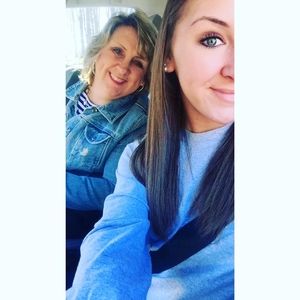 Meet your Posher, Carole