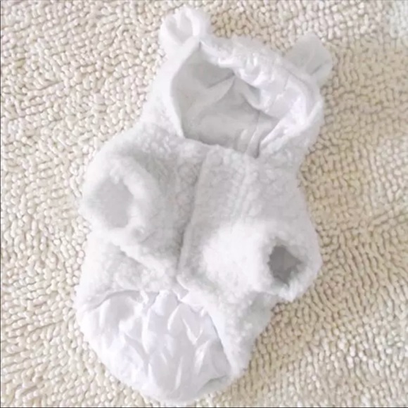 Warm winter clothes - Picture 2 of 3